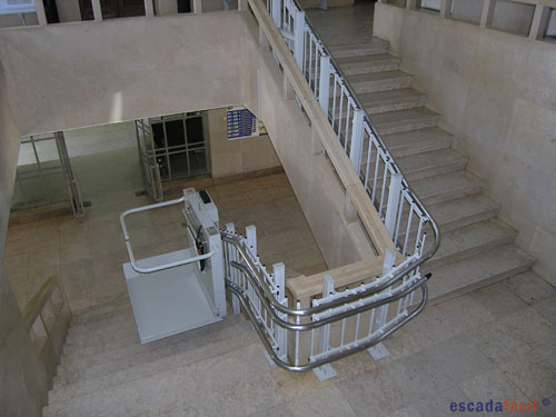 elevador de escada h320