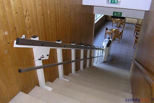 Plataforma-Elevador de Escada modelo Hiro