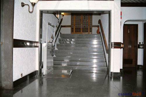 plataforma elevador escada h350