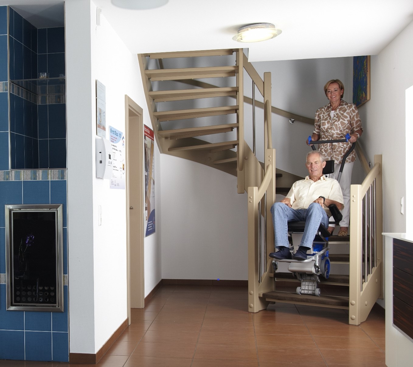 Elevadores de Escadas Portáteis para Pessoas Sentadas