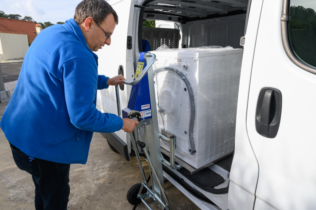 Carrinho de mão elevador – Unikar