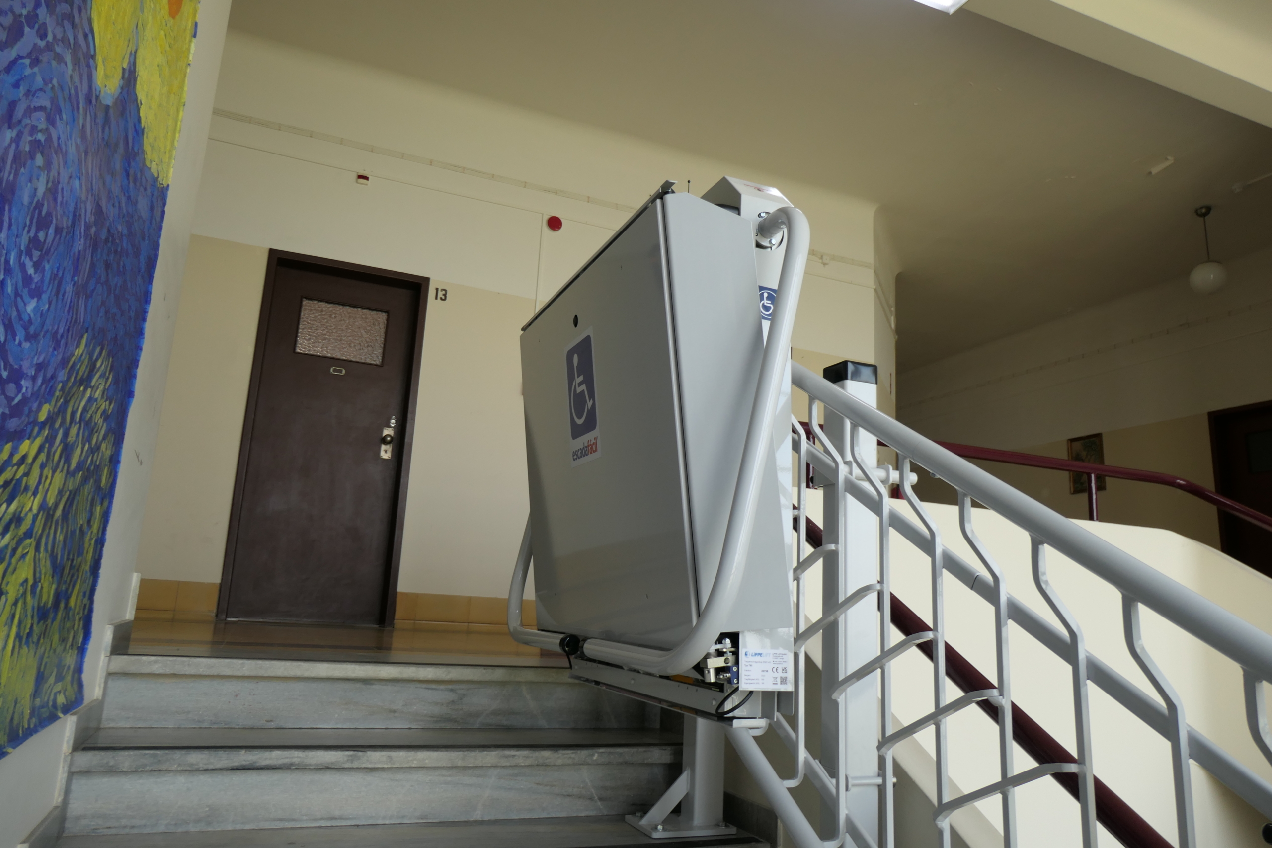 Plataforma elevador escada curva Escadafacil